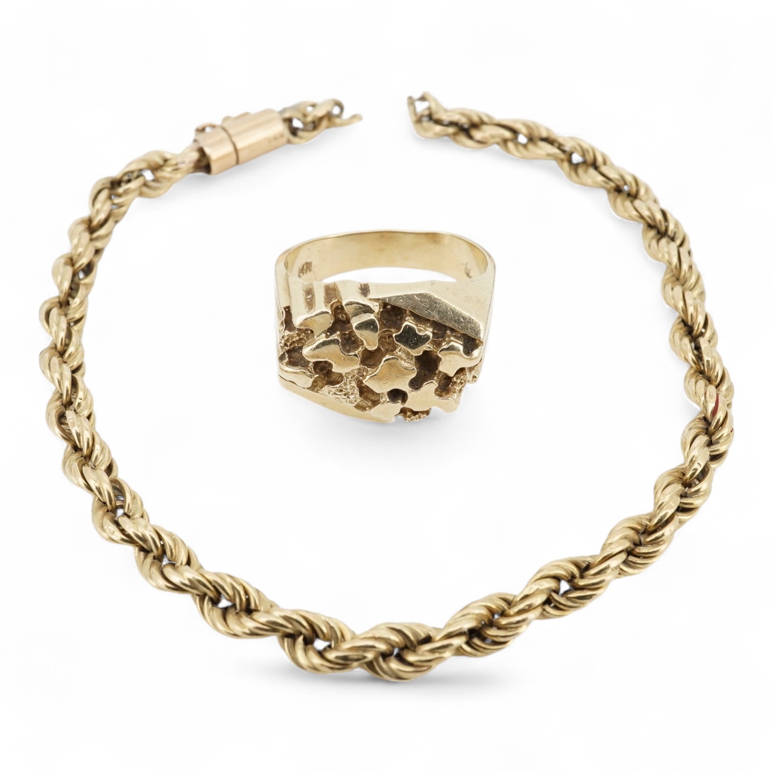 A 14k ring, size S, together with a damaged 14k rope twist chain, 15.4 grams.